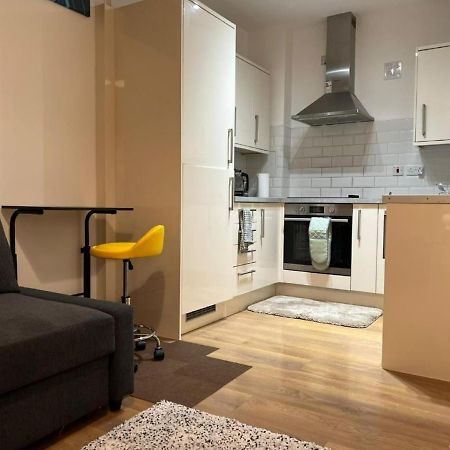 Modern And Stylish 1Bed Flat Daire Barking  Dış mekan fotoğraf